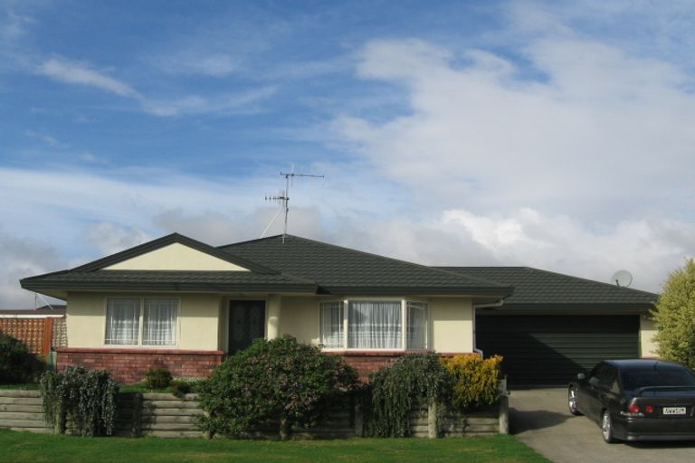 Photo of property in 90 Cedar Drive, Paraparaumu Beach, Paraparaumu, 5032