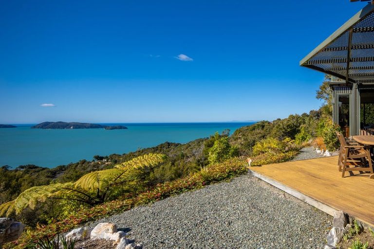 Photo of property in 102 Tokongawa Drive, Kaiteriteri, Motueka, 7197