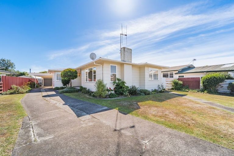 Photo of property in 145 Tremaine Avenue, Westbrook, Palmerston North, 4412