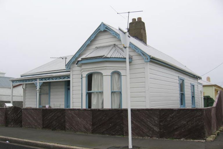 Photo of property in 41 Bathgate Street, South Dunedin, Dunedin, 9012