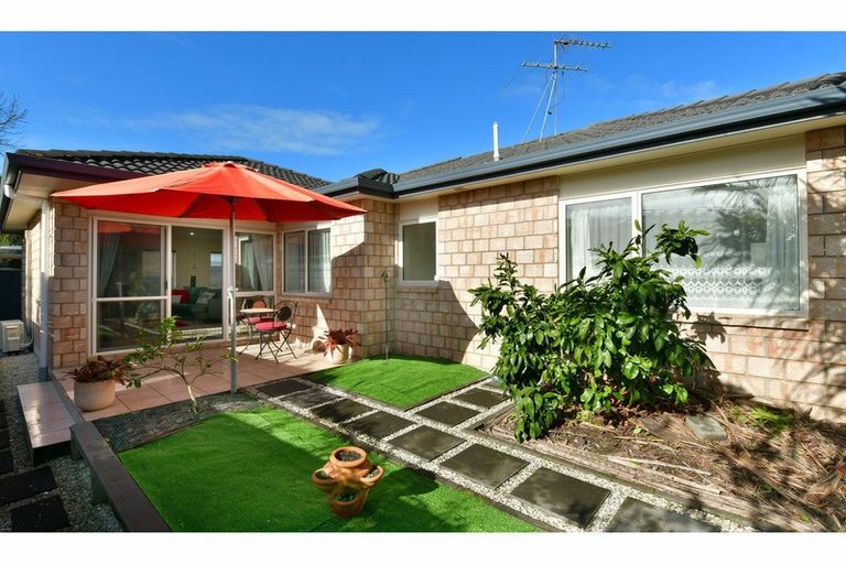 Photo of property in 69b Riverside Road, Orewa, 0931