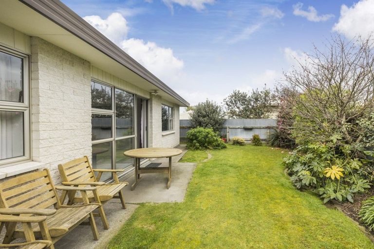 Photo of property in 6b Edwards Place, Terrace End, Palmerston North, 4410