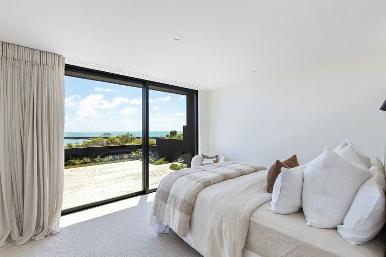 Photo of property in 10a Whiteley Street, Moturoa, New Plymouth, 4310