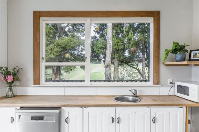 Photo of property in 67 Oldfield Road, Wellsford, 0972