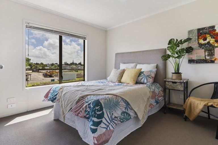 Photo of property in St Claire Village, 175/172 Mcleod Road, Te Atatu South, Auckland, 0610