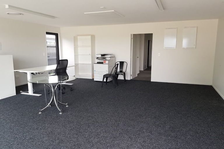 Photo of property in 2 John Raven Lane, Woodend, 7610