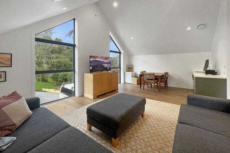Photo of property in 42 Saxton Road, Upper Vogeltown, New Plymouth, 4371