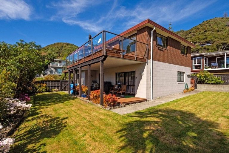 Photo of property in 14 Finlay Grove, Waikawa, Picton, 7220