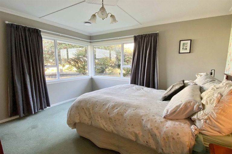 Photo of property in 36 Highfield Terrace, Newfield, Invercargill, 9812