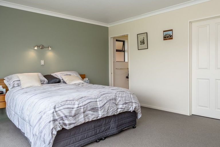Photo of property in 17 Ruahine Street, Dannevirke, 4930