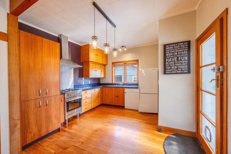 Photo of property in 26 Porangahau Road, Waipukurau, 4200