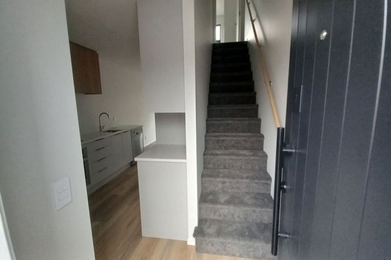 Photo of property in 7/240 Stokes Valley Road, Stokes Valley, Lower Hutt, 5019