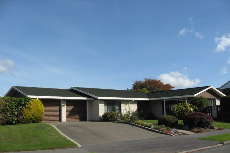 Photo of property in 42 Solway Avenue, Ilam, Christchurch, 8041