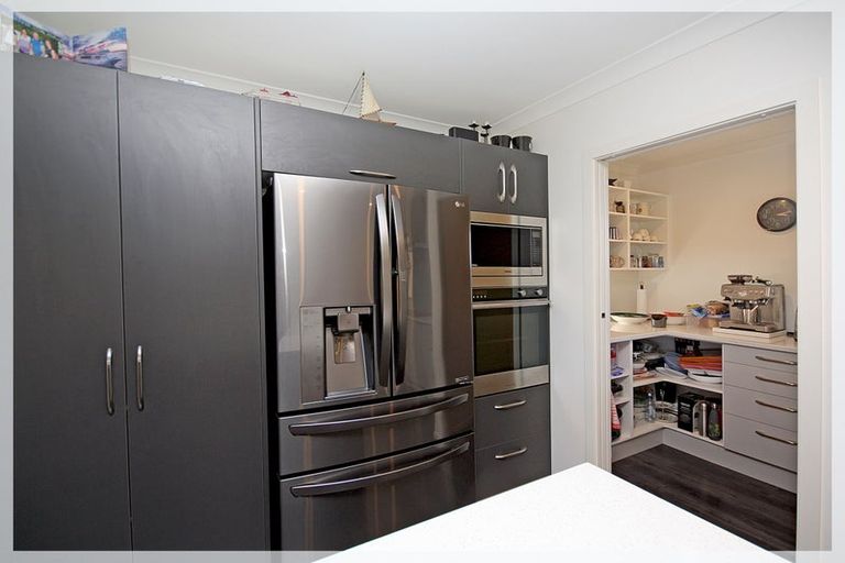 Photo of property in 15 Carex Grove, Foxton Beach, Foxton, 4815