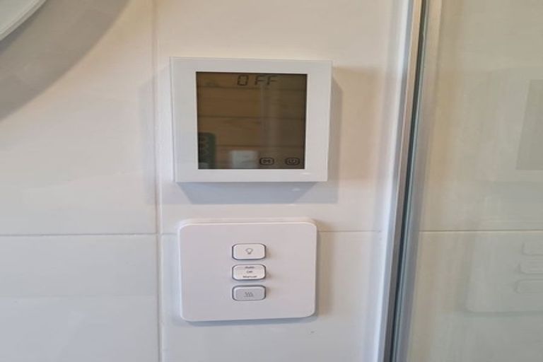 Photo of property in 28 Harley Road, Hauraki, Auckland, 0622