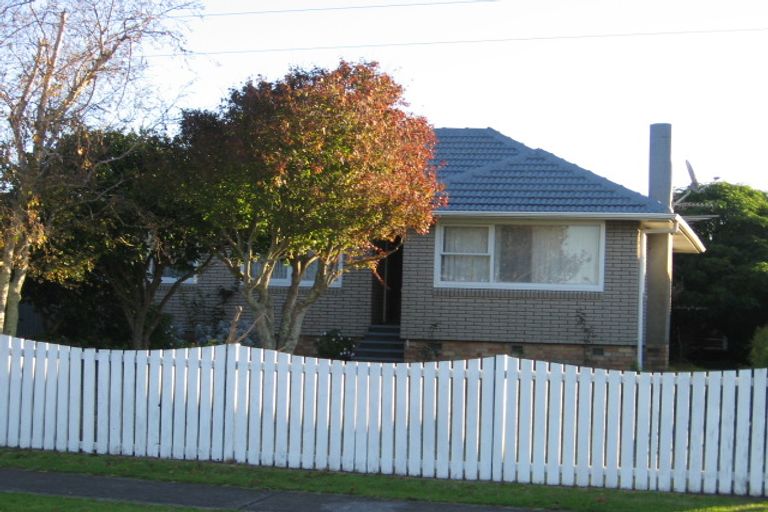 Photo of property in 15 Waimate Street, Otara, Auckland, 2023