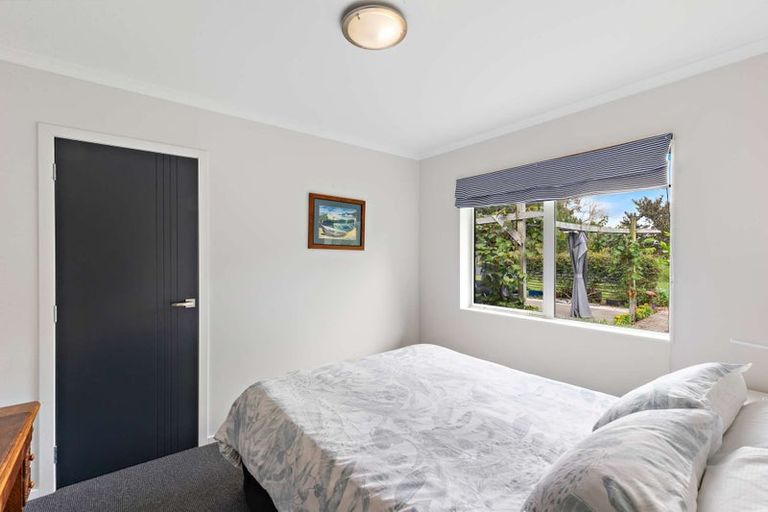 Photo of property in 1098 Queen Street East, Levin, 5571