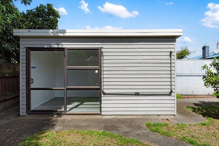 Photo of property in 19 Shrimpton Road, Haumoana, 4102