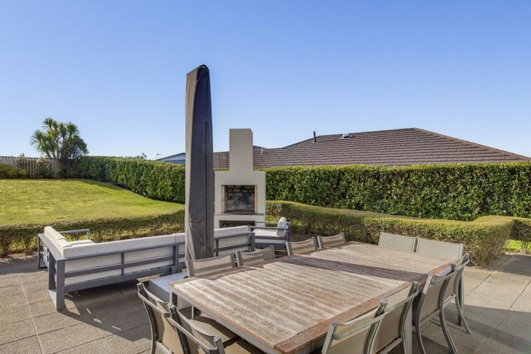 Photo of property in 8 Rae Lane, Paraparaumu Beach, Paraparaumu, 5032