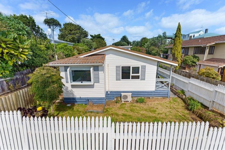 Photo of property in 8b Gavin Road, Raumati Beach, Paraparaumu, 5032