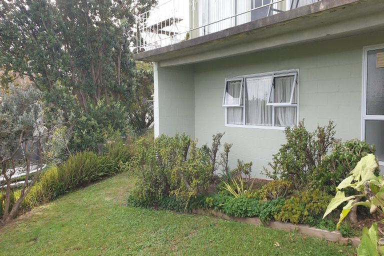 Photo of property in 4 Arcadia Crescent, Bayview, Auckland, 0629