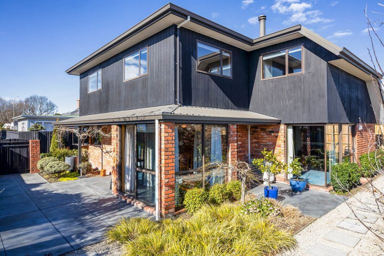 Photo of property in 1/63 Idris Road, Fendalton, Christchurch, 8052