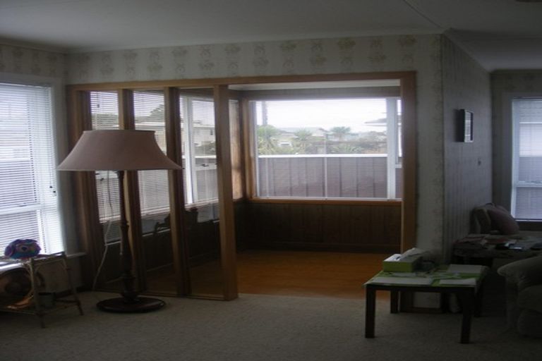 Photo of property in 8 Trafalgar Street, Westown, New Plymouth, 4310