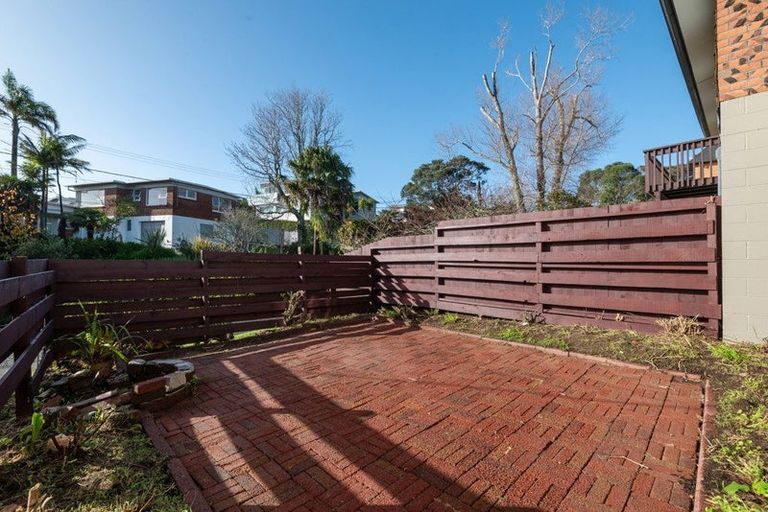 Photo of property in 1/193 East Coast Road, Castor Bay, Auckland, 0620