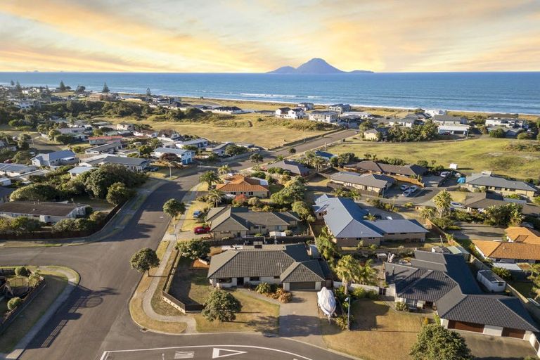 Photo of property in 1 Marchignal Street, Coastlands, Whakatane, 3120