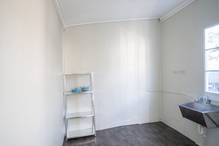 Photo of property in 35 West Street, West End, Palmerston North, 4412