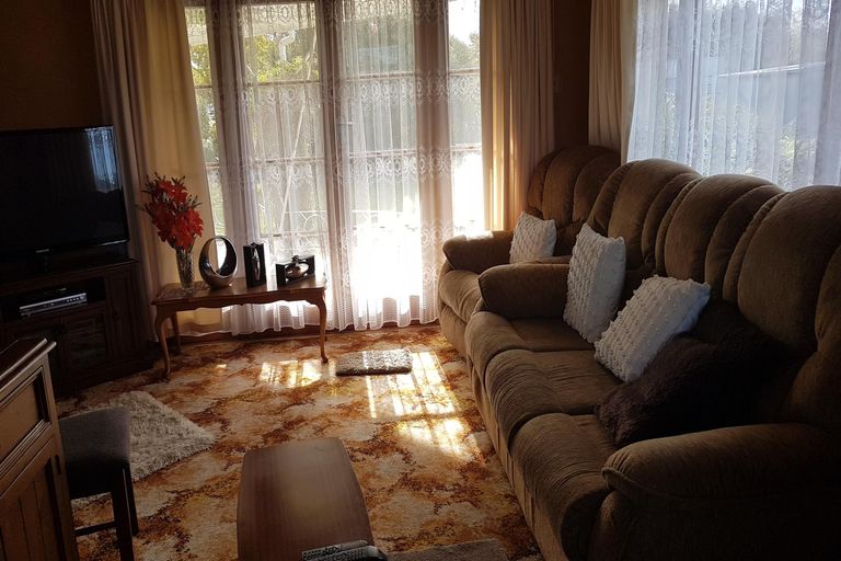 Photo of property in 19 Augustine Street, Waimate, 7924