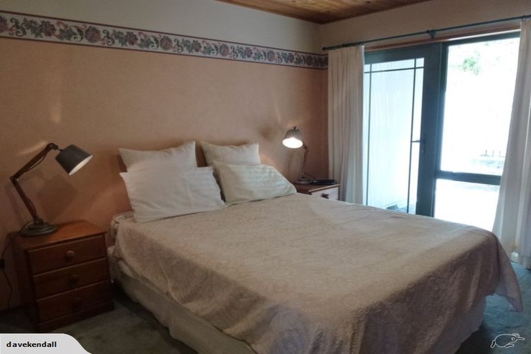 Photo of property in 1a Caples Place, Fernhill, Queenstown, 9300