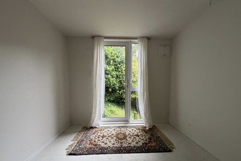 Photo of property in 16 Friend Street, Karori, Wellington, 6012