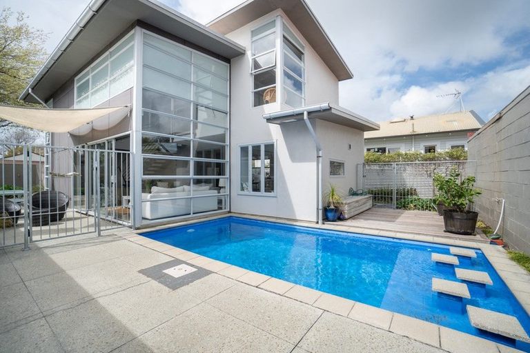 Photo of property in 4 Mere Mere Avenue, Palmerston North, 4414