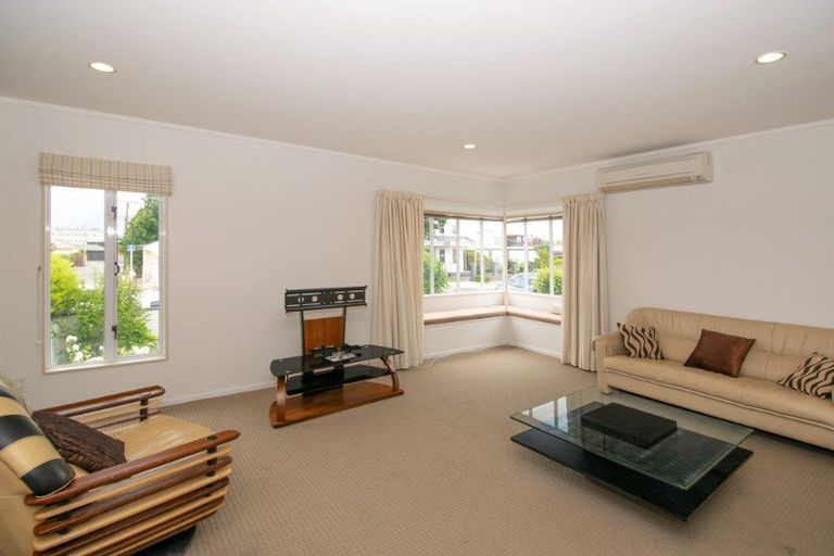 Photo of property in 2/20 Francis Street, Blenheim, 7201