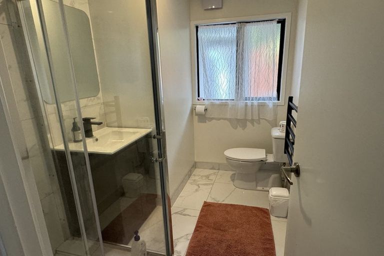 Photo of property in 30a Aldersgate Road, Hillsborough, Auckland, 1042