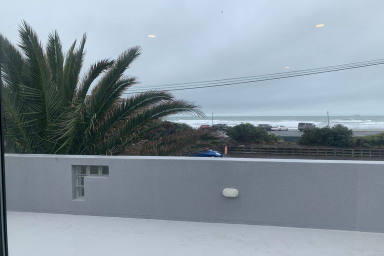 Photo of property in 191 Marine Parade, New Brighton, Christchurch, 8083