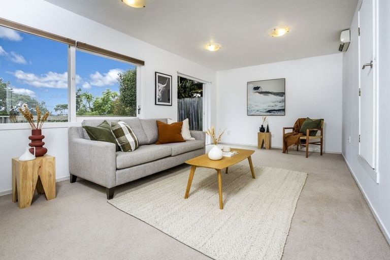 Photo of property in 14 Havenwood Place, Birkenhead, Auckland, 0626