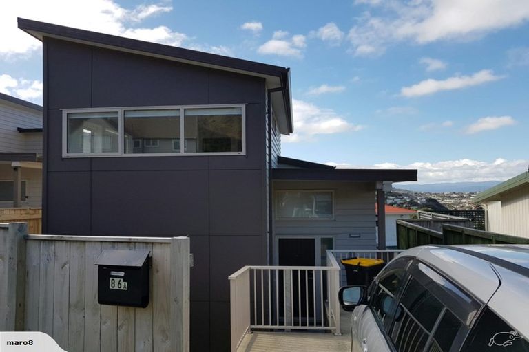 Photo of property in 86a Thurleigh Grove, Karori, Wellington, 6012