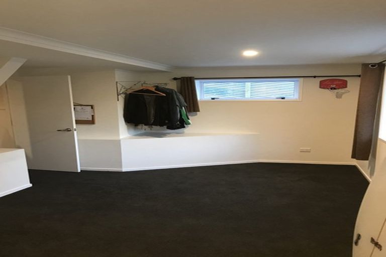 Photo of property in 13 Glenpark Avenue, Frankleigh Park, New Plymouth, 4310