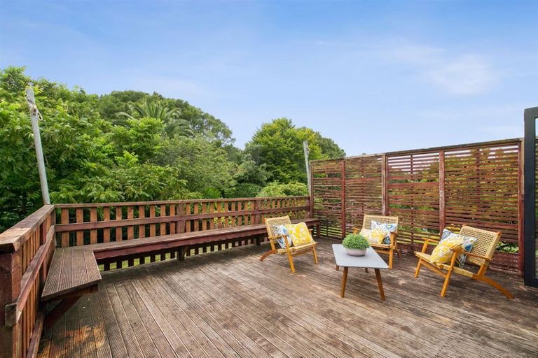 Photo of property in 117g Seaview Road, Westown, New Plymouth, 4310