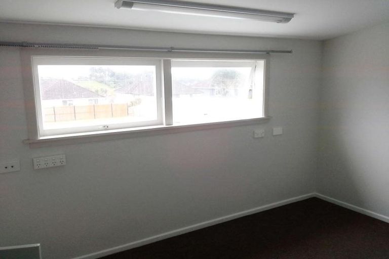 Photo of property in 59 Brois Street, Frankleigh Park, New Plymouth, 4310