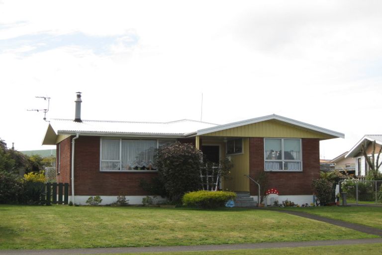 Photo of property in 14 Warwick Road, Stratford, 4332