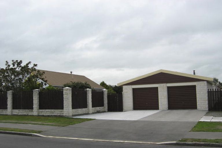 Photo of property in 16 William Street, Rolleston, 7614