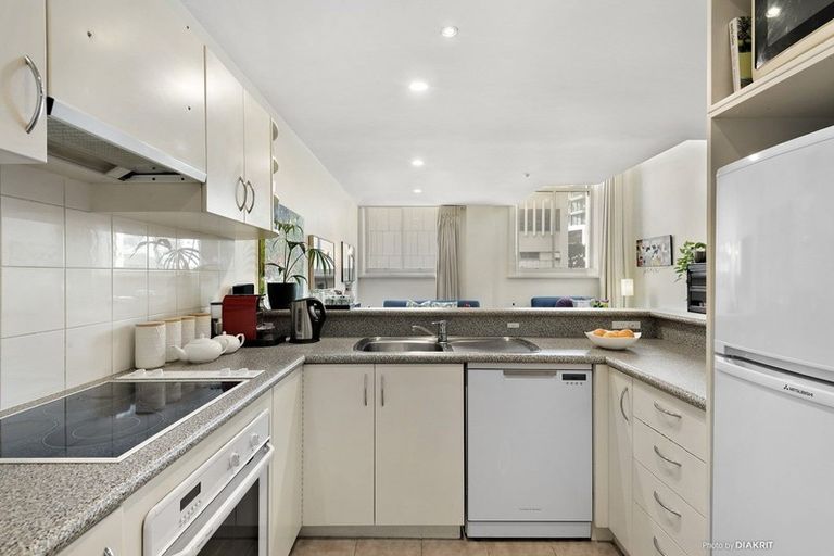 Photo of property in Whitmore Apartments, 7e Stout Street, Wellington Central, Wellington, 6011