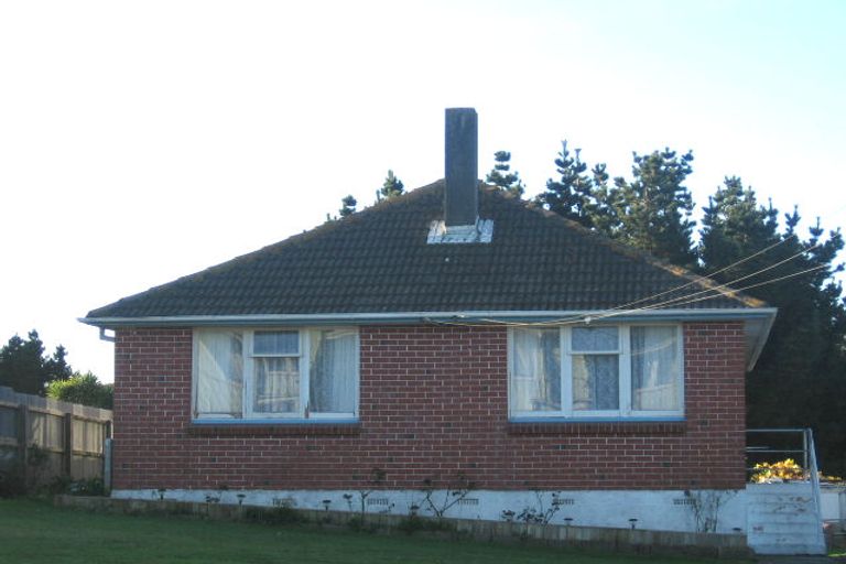 Photo of property in 129 Castor Crescent, Cannons Creek, Porirua, 5024