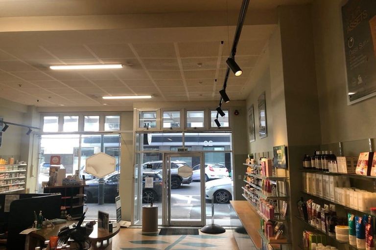 Photo of property in 20 Panama Street, Martinborough, 5711