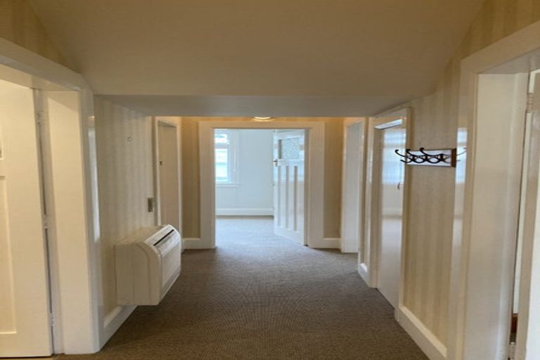 Photo of property in 195 Derwent Street, Island Bay, Wellington, 6023