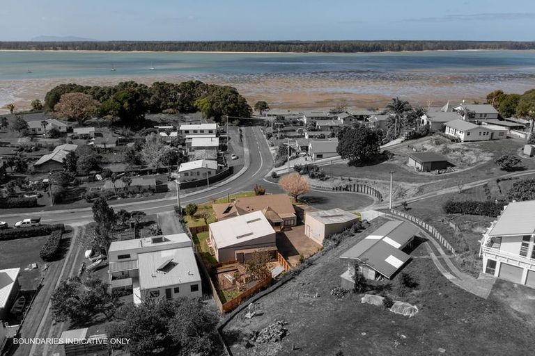 Photo of property in 14 Harbour View Road, Tahawai, Katikati, 3170