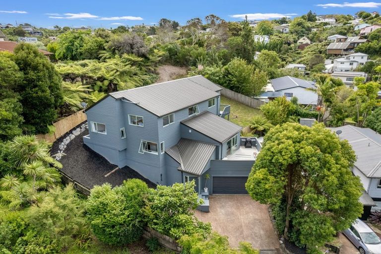 Photo of property in 1/62 Stapleford Crescent, Browns Bay, Auckland, 0630